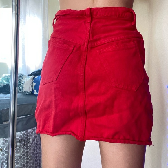 brandy melville skirt - Picture 3 of 3
